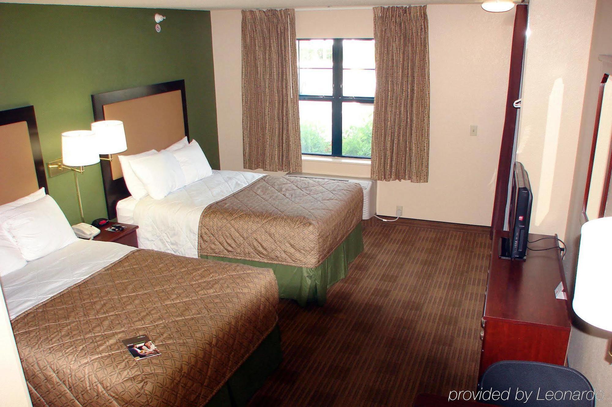 Extended America - Pittsburgh - 2*